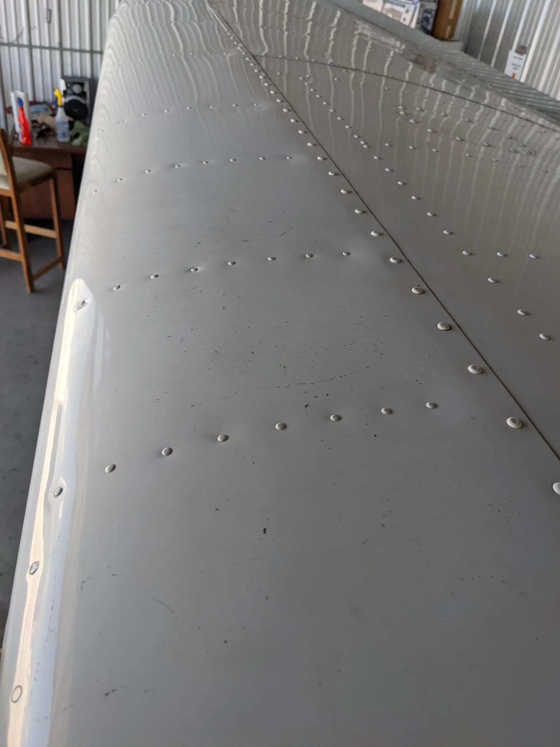 Riveted wing skin (matte)